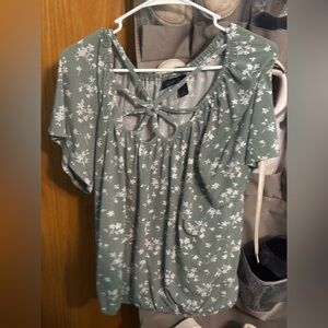 Daytrip Sage Green Floral Blouse